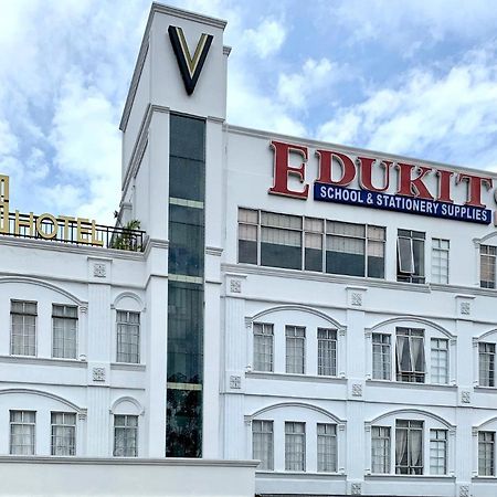 Os Hotel Edukits Fka Venesia Hotel Batam Exterior foto