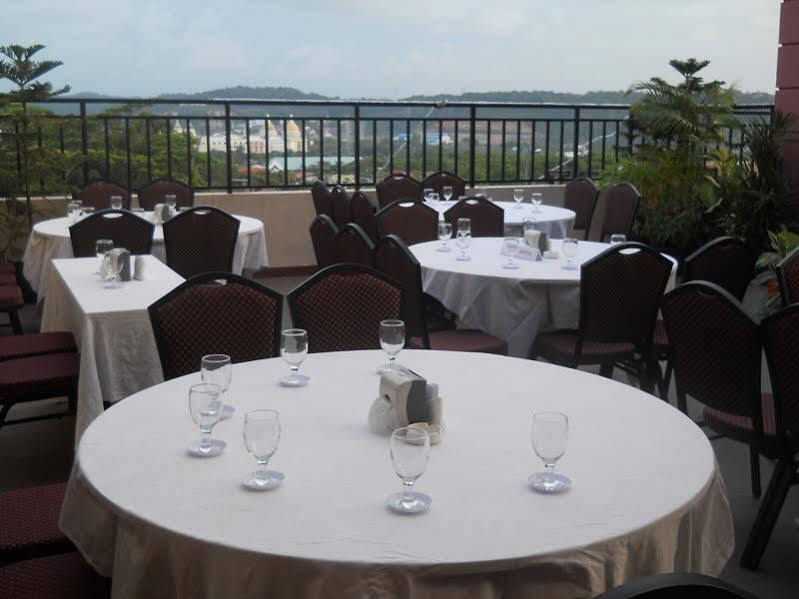 Os Hotel Edukits Fka Venesia Hotel Batam Exterior foto